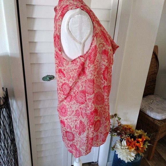 CABI Vita‎ Drape neck blouse open back cutout sleeveless floral Sz M - Picture 5 of 11